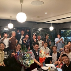 【テラス含む】一軒家スタイルの店舗をテラス含め貸切。最大収容人数25名様程。