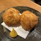 近隣にコインパーキングがあり、お車でのアクセスも便利です。駐車場の心配をせず、ゆったりとお食事を楽しんでいただけます。