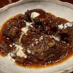牛ほほの赤ワイン煮込み