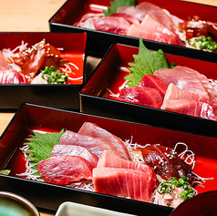 解体ショー後3日間限定！まぐろ5種食べ放題の定食