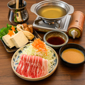 料理メニュー写真&nbsp;【セット内容 】あぐーパイナップルポーク、キャベツ盛り、葉野菜、玉城豆腐、きのこ、車麩