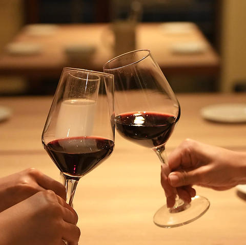 タンとハラミ焼肉いたるの姉妹店！本格ビストロをリーズナブルに味わえる大衆酒場