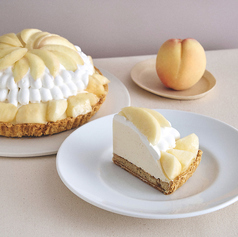 “岡山白桃”とベルガモットムースの ケーキパイ 