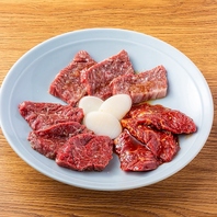 職人が手仕込みする丁寧で絶品なホルモンと肉