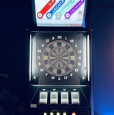 ゴルフやカラオケルーム以外にダーツも完備しております!ゴルフが苦手な方はダーツで遊ぶことも可能!