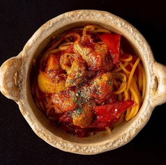 スパイシートマトソースのチキンパスタ