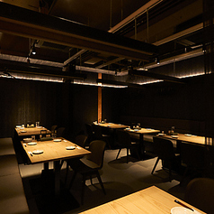 【テーブル席 | 10名×2席】