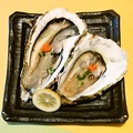 料理メニュー写真 殻付き牡蠣（2個）