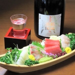 日本酒も多数ご用意しております！カウンターもございますので、お一人でもご利用いただけますよ♪