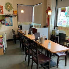 お一人様でも気軽に立ち寄れるアットホームな雰囲気の店内。ランチ利用からお仕事終わりのサク飲みまで、いつでもどんなシーンでも、心ゆくまで美味しい中華をご堪能下さい。☆　忘年会 新年会 同窓会　歓迎会　送別会　宴会 ☆