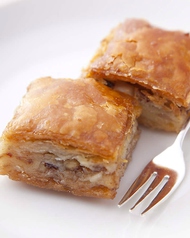 バクラワ Turkish walnut pie