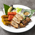 料理メニュー写真&nbsp;特製アジアン肉串(3本)