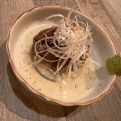 柔らかくジューシー！旨み溢れる特製茹でタン