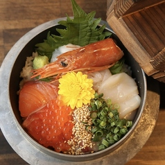 キラクニの海鮮丼