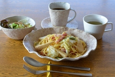 たけのこと春キャベツのペペロンチーノ（サラダ・スープ・セットドリンク付）