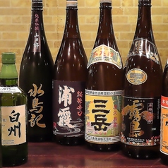 【厳選した焼酎・日本酒など各種揃えております。】