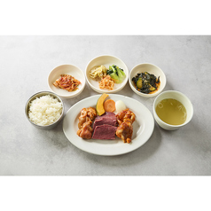 ホルモン定食