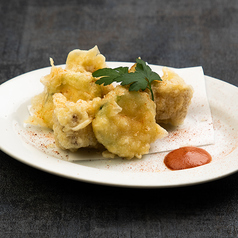 燻製カマンベールとズッキーニのフリット