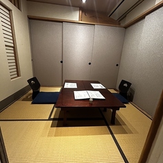 【せいらん】2名様でご利用いただける個室空間は、大切な方とのデートや記念日にもぴったり。ゆったりとリラックスしながら、特別な時間をお過ごしいただけます。質の高いお料理と共に、記憶に残るひとときをお楽しみください。