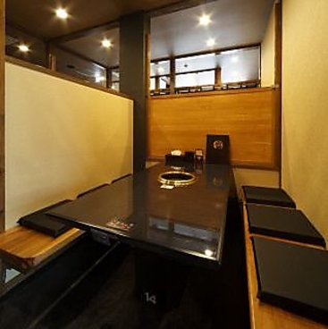 高級焼肉 大将軍 大分佐伯店の雰囲気1