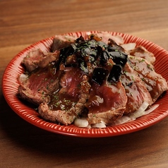 トリュフと炙り馬肉のカルパッチョ