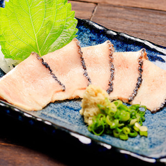 さえずり(タン刺身)