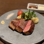 食材に拘り、素材に応じて火加減や調理時間を変えるなど、素材の美味しさを最大限に引き出してご提供