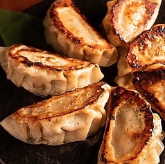 手ごね肉汁焼き餃子