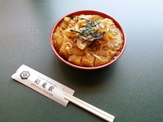 白金豚のカツ丼