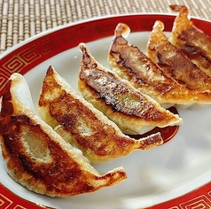 マルチネスの焼餃子 一皿六個