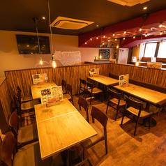 梅田ワイン酒場 バルミチェの雰囲気3