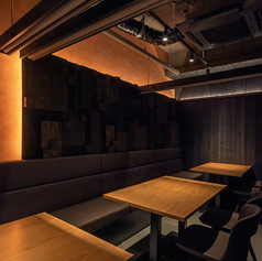 【テーブル席 | 6名×3席】