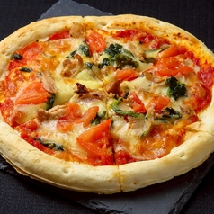 トマトチキンピザ