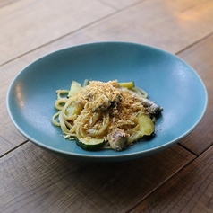 鰯とズッキーニとカラスミのペペロンチーノ