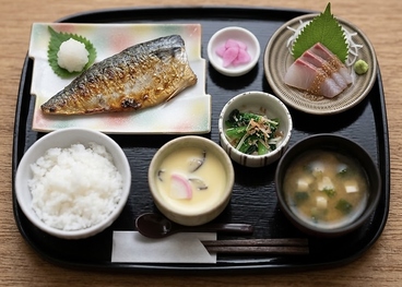 食堂くまとさかなのおすすめ料理1