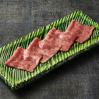 肉師が厳選した和牛を、4種の自家製洗いタレでご堪能！