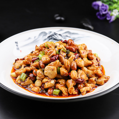 若鶏とピーナッツのピリ辛甘酢炒め