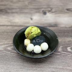 水わらび餅と白玉の抹茶アイス