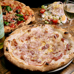 ランチでも当店自慢のピッツァを！平日ランチはハッピーアワーでドリンクがお得です♪