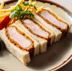 ORANGE TERRACE名物 熟成ソースのカツサンド