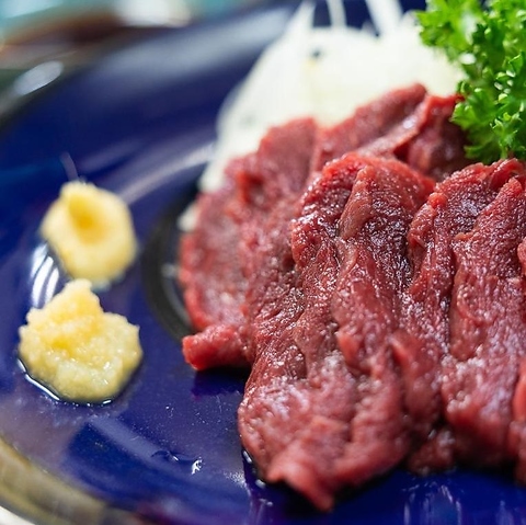 鮮度抜群の朝〆鶏料理・居酒屋！溝の口で馬刺しと鶏を食べるならうえちゃんへ♪