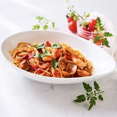 魚介と完熟トマトのペスカトーレ