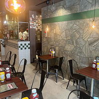 炭の炎を感じるライブ感ある空間