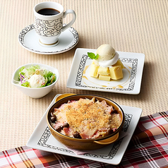 季節のおすすめセット[スパゲッティ+ミニサラダ+シフォン(ハーフ)+ドリンク]