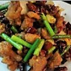 重慶風鶏肉の揚げ