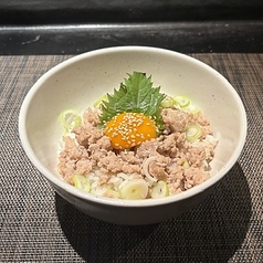鶏そぼろ月見丼