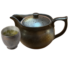 緑茶・麦茶・ほうじ茶・烏龍茶（Hot）