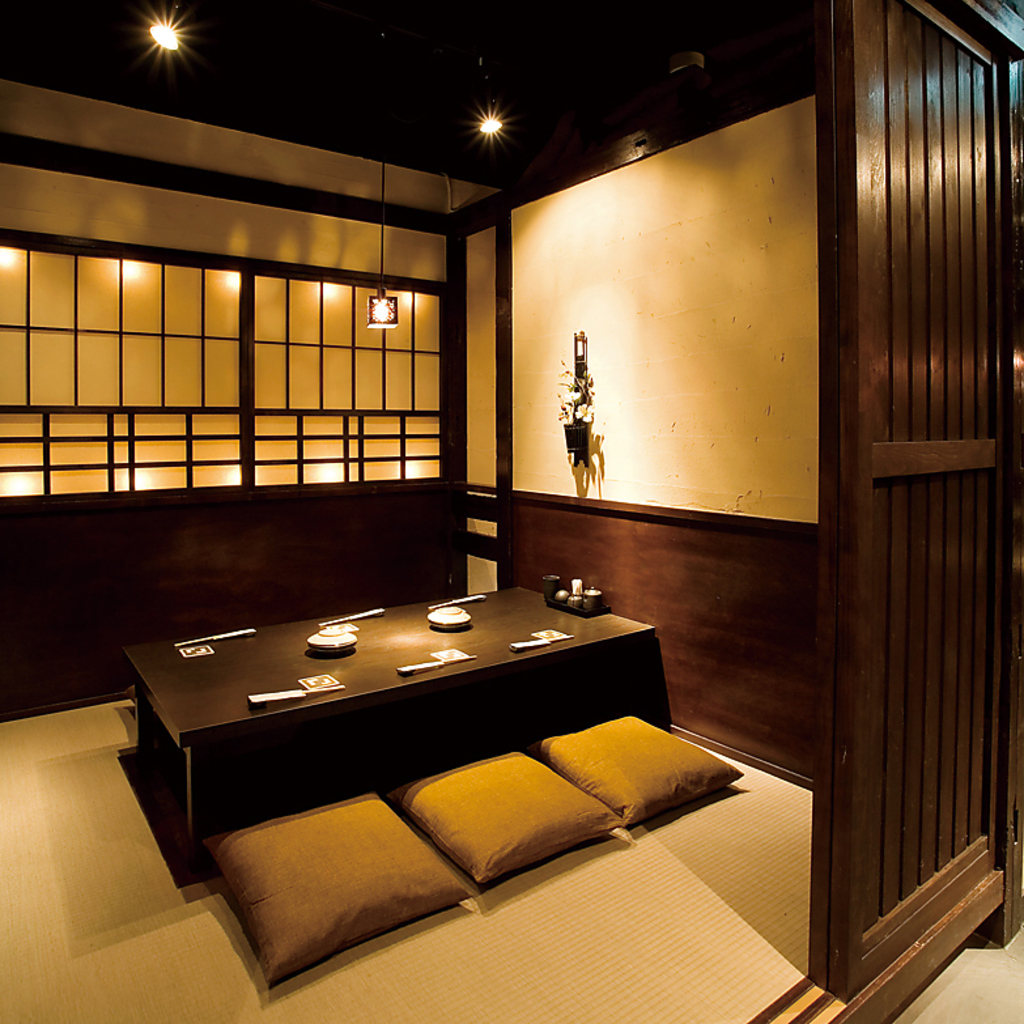 店内はこちら★2名様～個室へご案内♪デートでも、女子会でも、誕生日会など…全部屋個室でご案内。