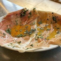スペイン産ハモンセラーノ