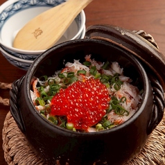 発酵バター香るいくらと紅ズワイガニの土鍋ご飯　一合
